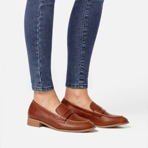 Just Fab Brown Loafer
